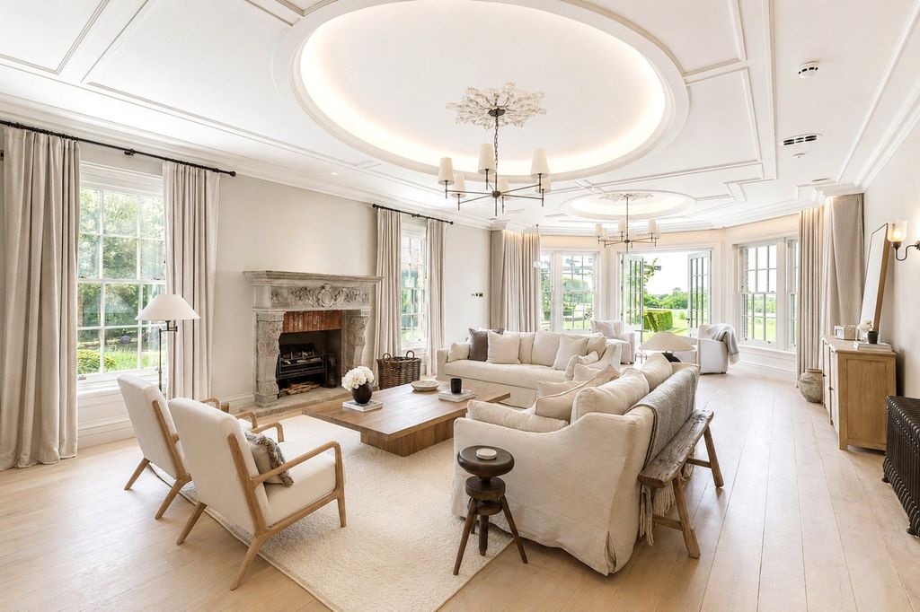 Additional image 9 of 6 bed detached house for saleChurch Gate, High Street, Edlesborough, Buckinghamshire LU6