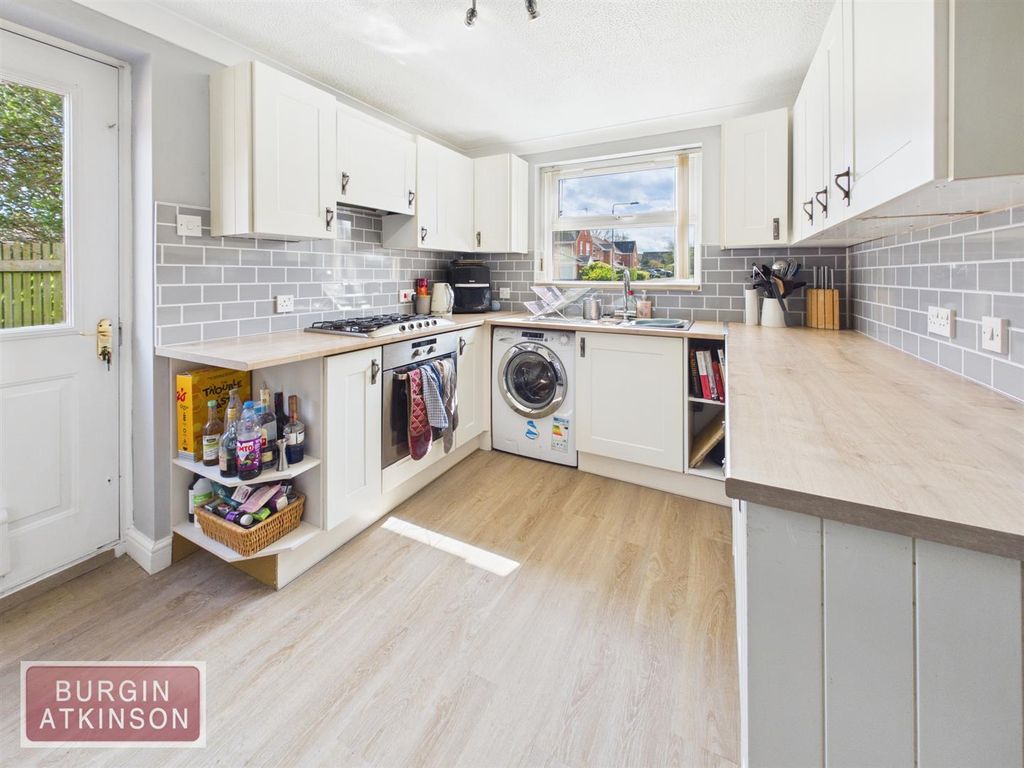 Property photo 2 of 25 Cam01619G0-Pr0201-Still002.Jpg