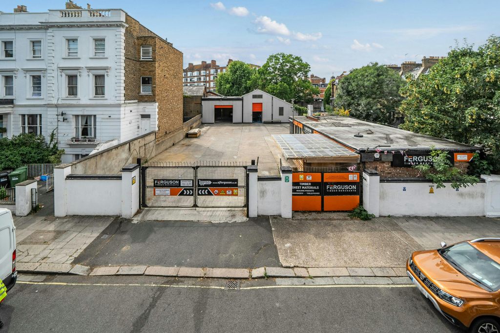 Property photo 1 of 10 898003B038B6c7030d707c838Eae3c72-21319198168640A2E21Fadarw2.Jpg