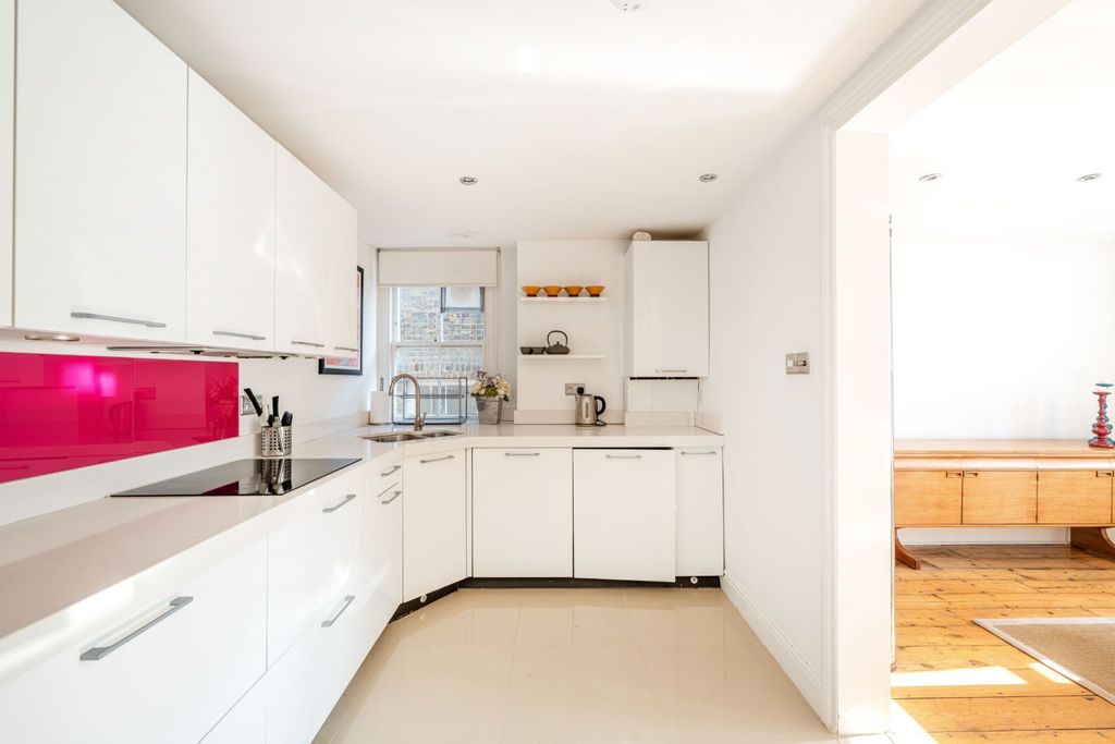Property photo 2 of 15 Kitchen