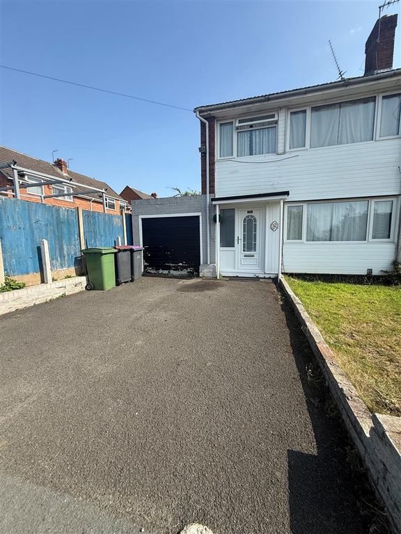 Property photo 1 of 18 58 Trenleigh 2.Jpg