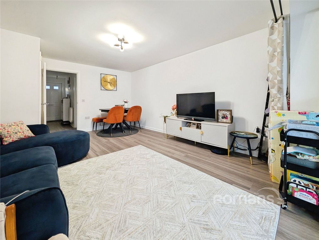 Property photo 3 of 15 Picture No. 18