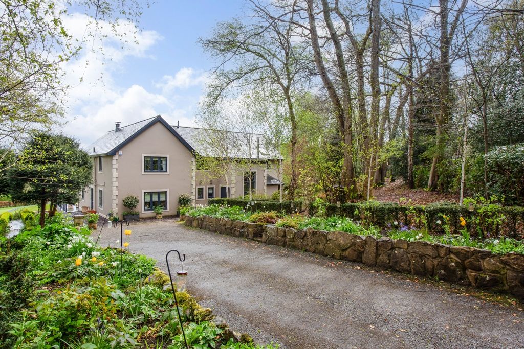 Property photo 1 of 21