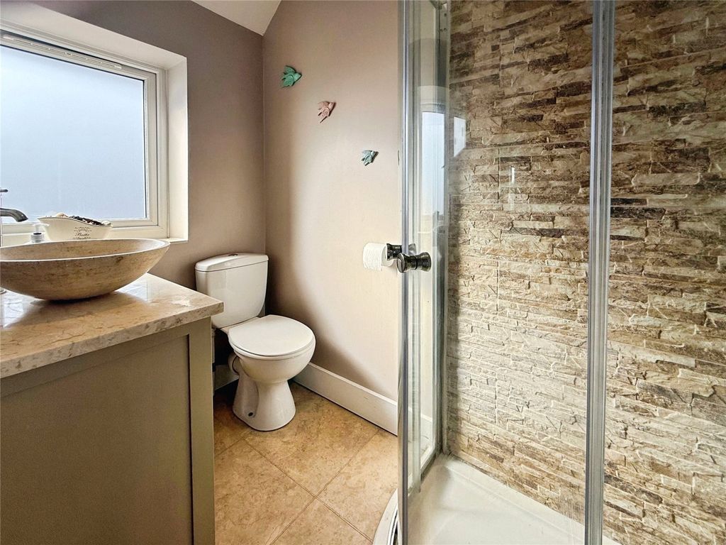 Property photo 3 of 23 Picture No. 25