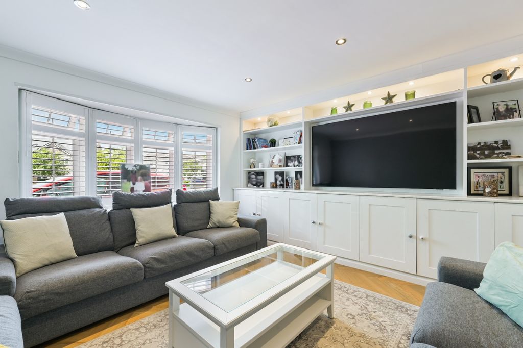 Property photo 3 of 20 4144592