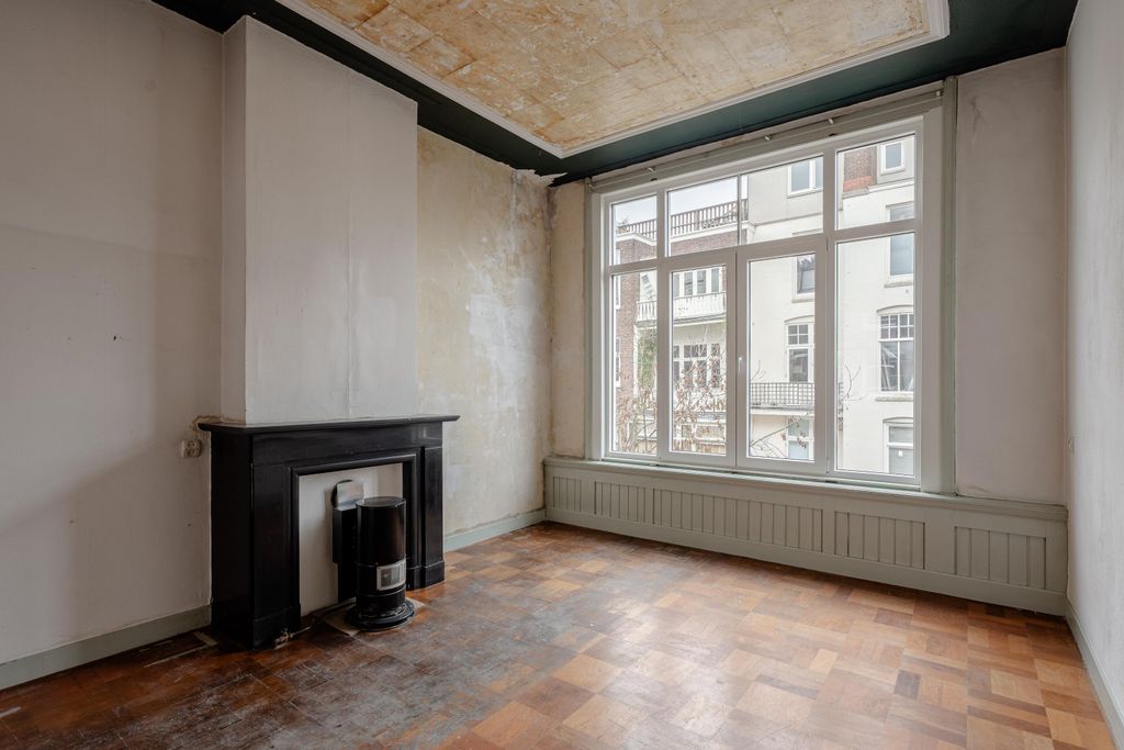 Property photo 2 of 39