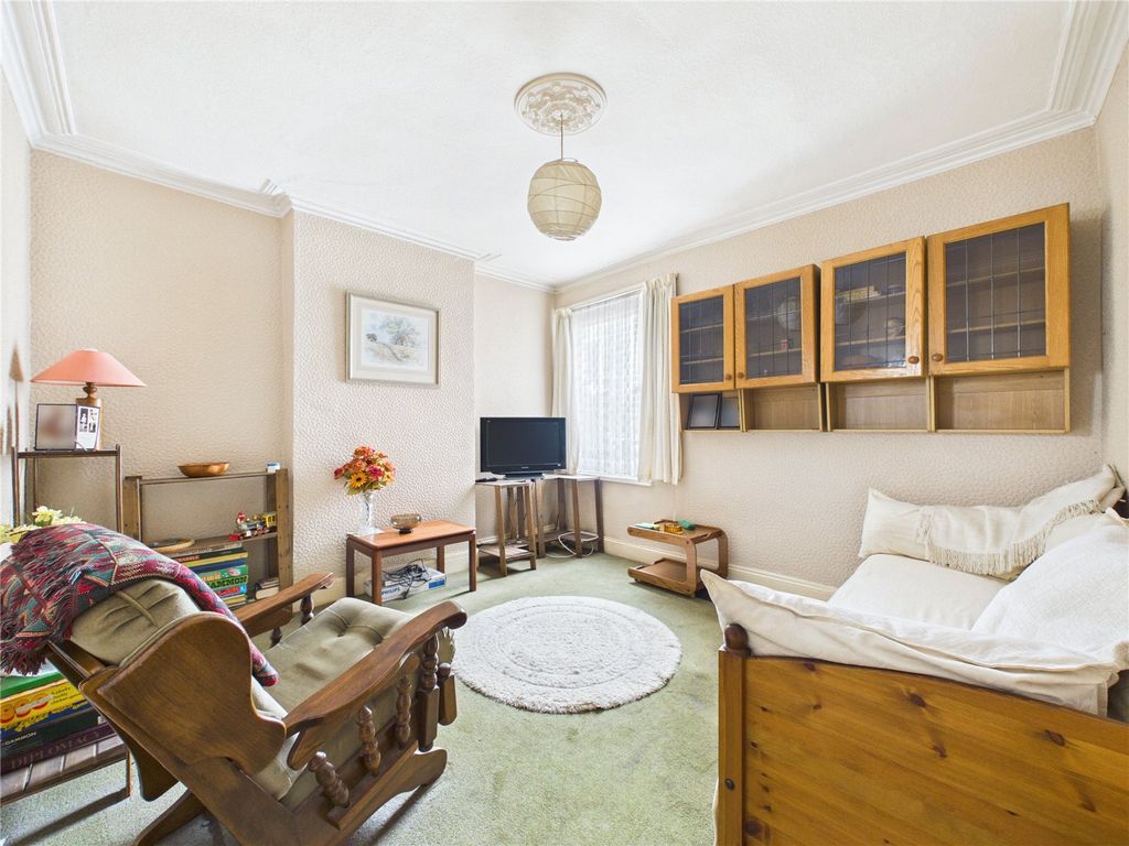 Property photo 3 of 16 Picture No. 04