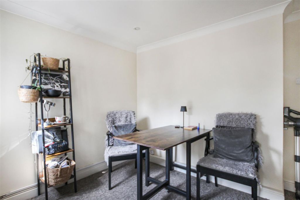 Property photo 3 of 15 4_88722.Jpg