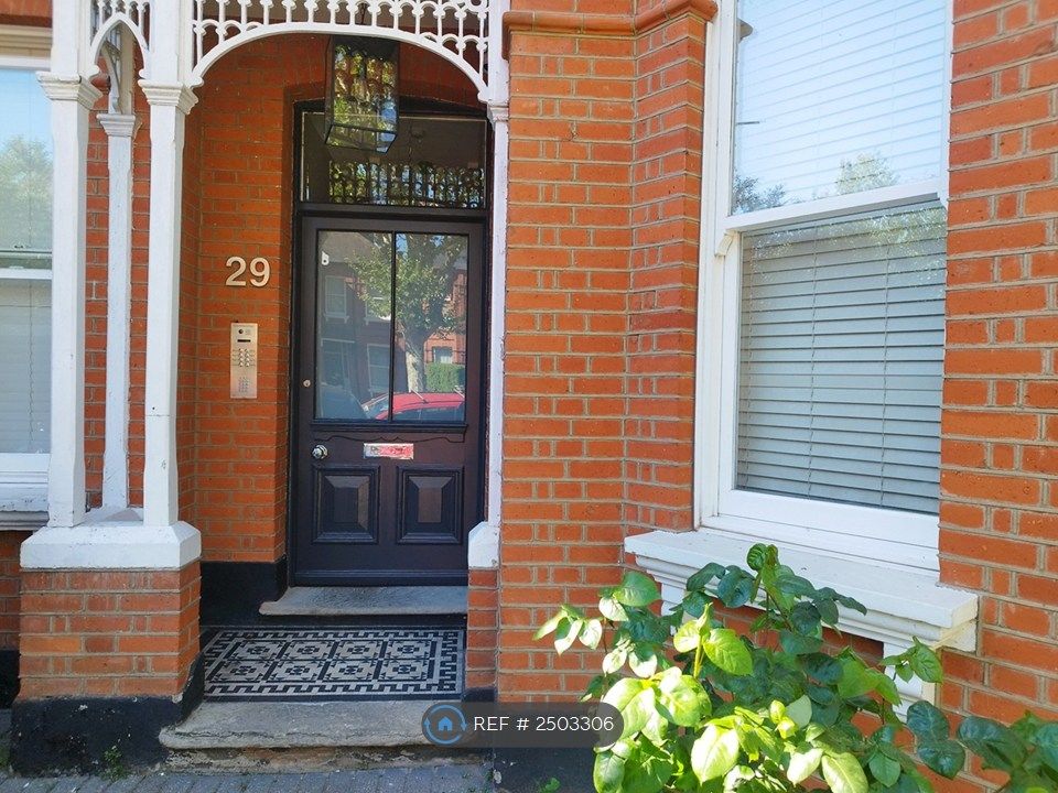 Property photo 2 of 23