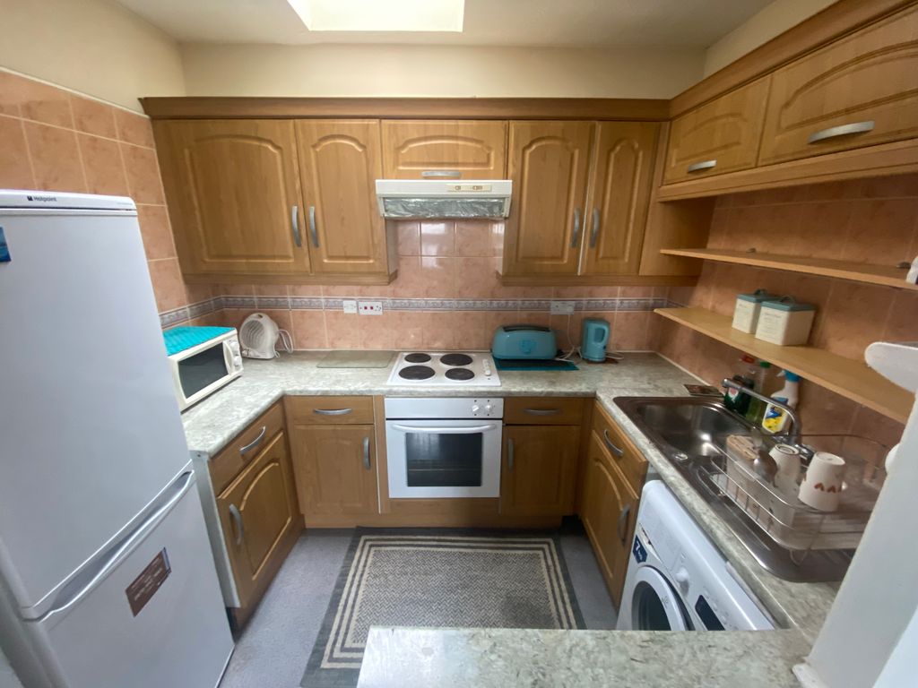 Property photo 2 of 7