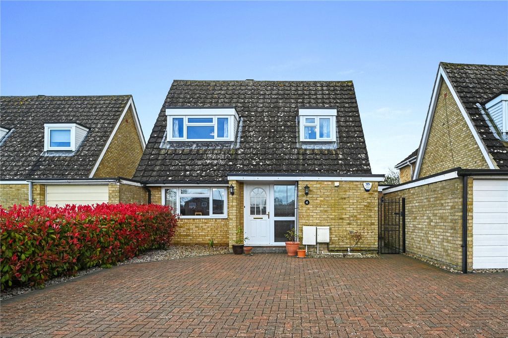 Property photo 1 of 27 Front Aspect