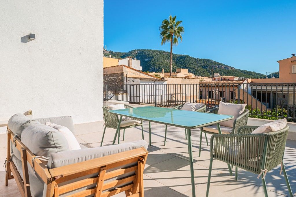 Property photo 1 of 18 Terrace (2)