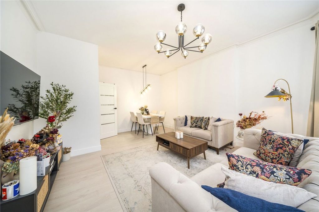 Property photo 3 of 7