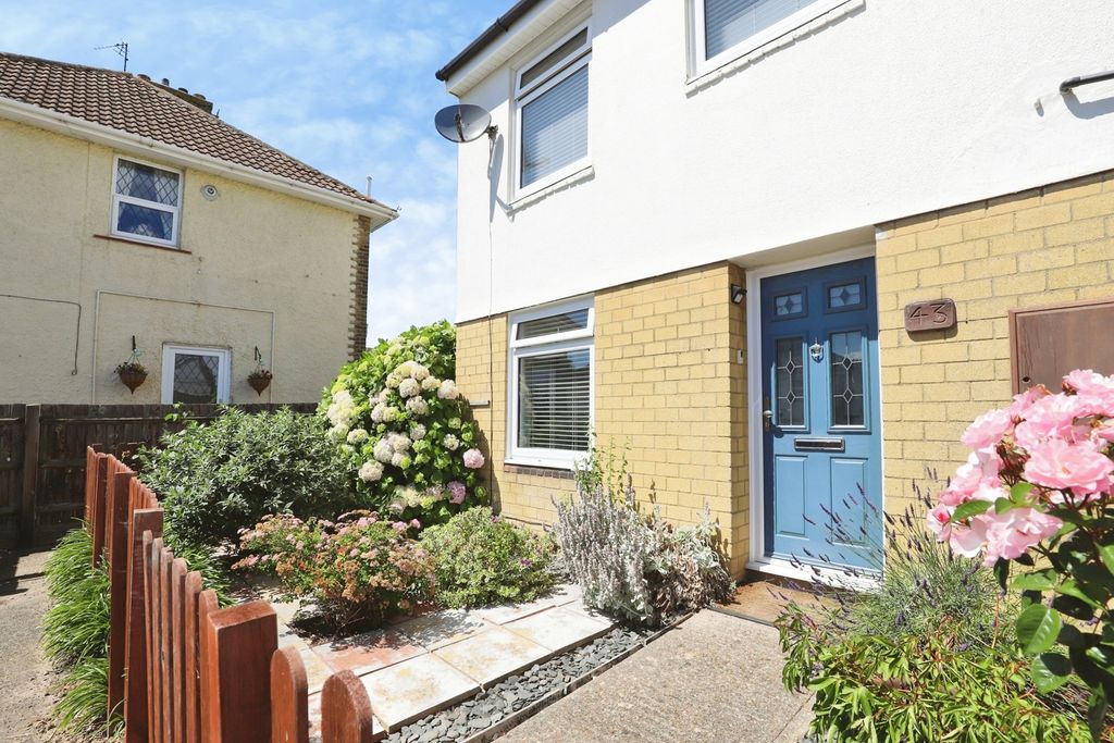 Property photo 1 of 16 Pbox-Img.Jpg
