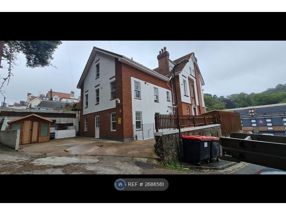 Property photo 2 of 3