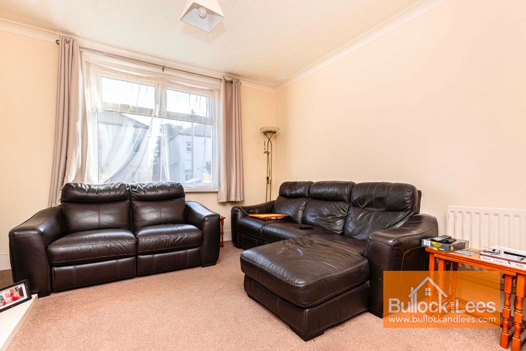 Property photo 3 of 23