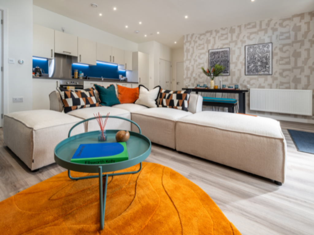 Property photo 3 of 12