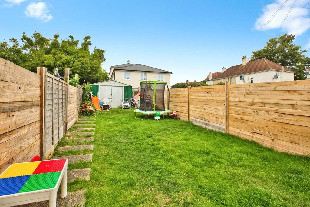 Property photo 3 of 17 Photo