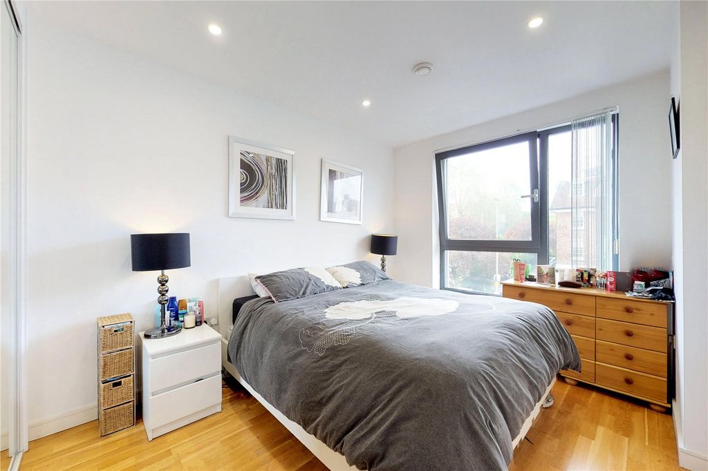 Property photo 3 of 7 Picture No. 09