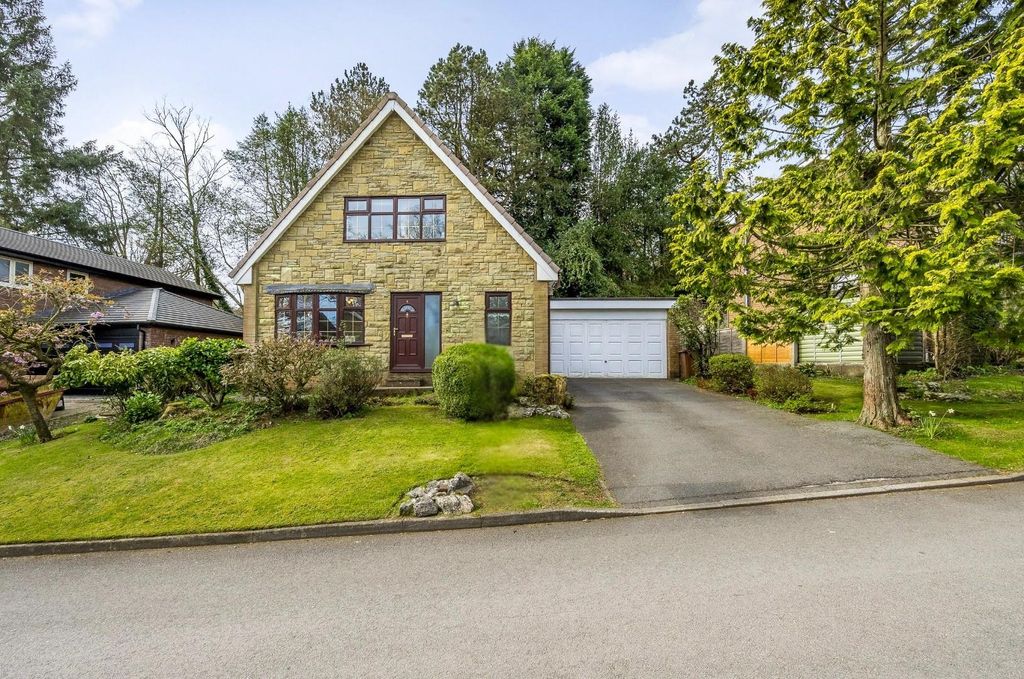 Property photo 1 of 25 Holly Tree Close 1 (1).Jpg