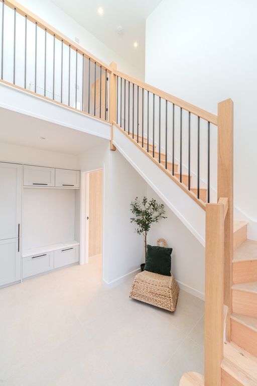 Property photo 3 of 37