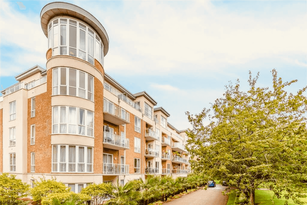 Property photo 1 of 9