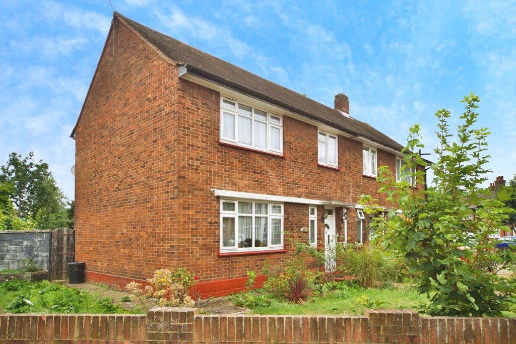 Property photo 2 of 11 Photo