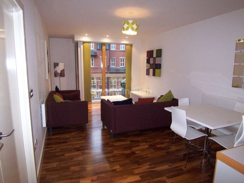 Property photo 2 of 9