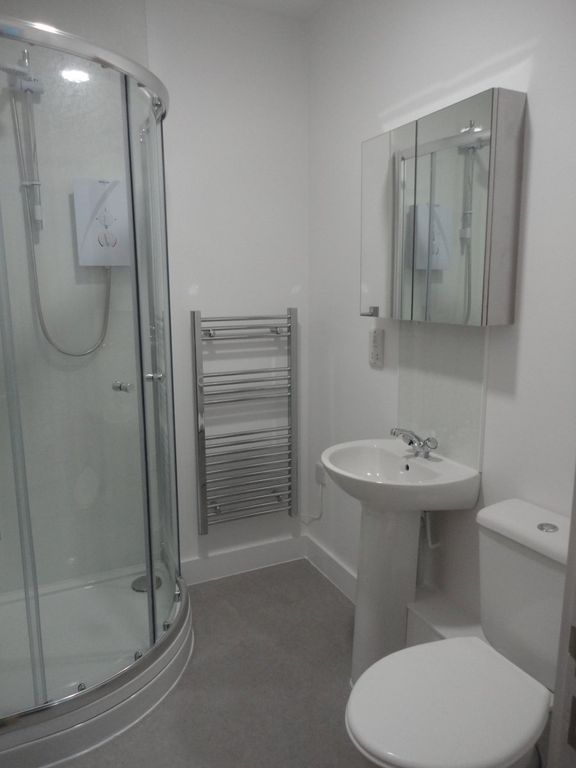 Property photo 3 of 5