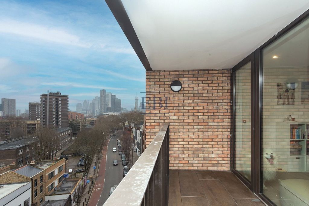 Property photo 2 of 13 Picture No. 12