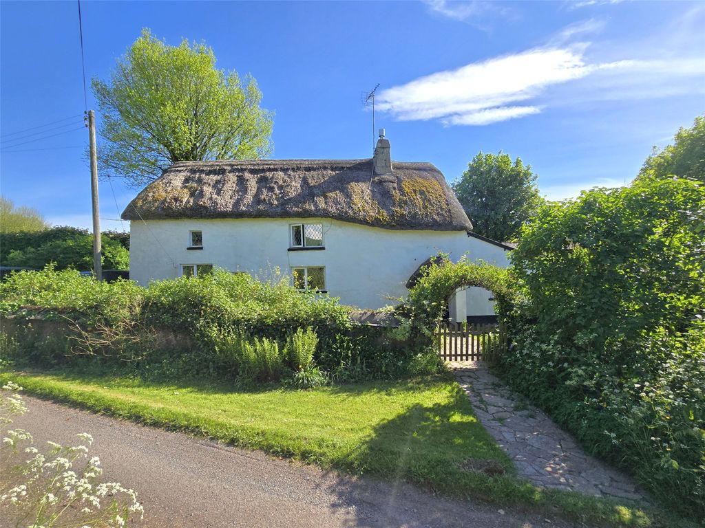 Property photo 3 of 18 Picture No. 05