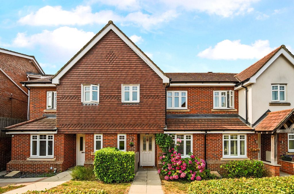 Property photo 1 of 24 1496380-1-6A5F38F...