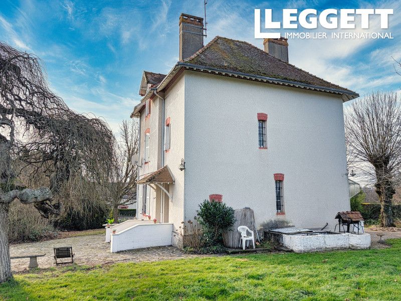 Property photo 1 of 10