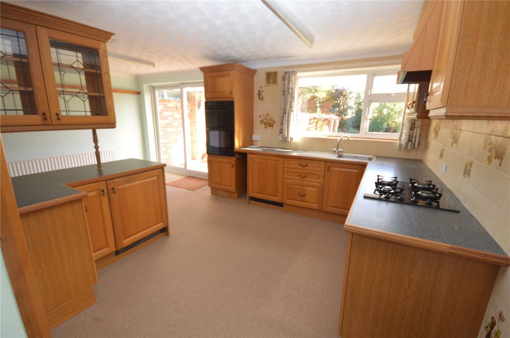 Property photo 2 of 15 Picture No. 10