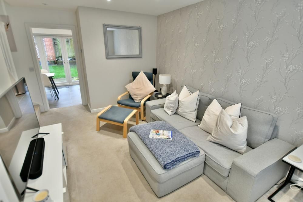 Property photo 3 of 19 Agents Notes