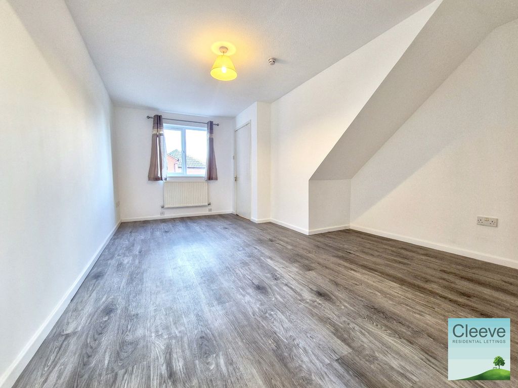 Property photo 2 of 11 1000089252