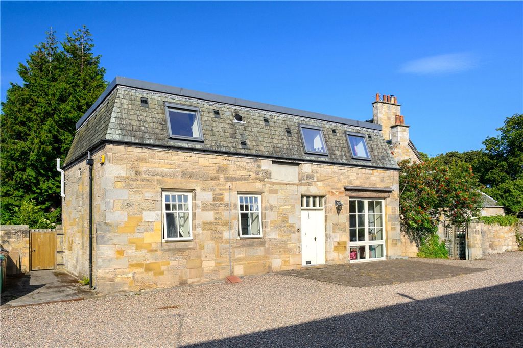 Property photo 1 of 11 The Stables