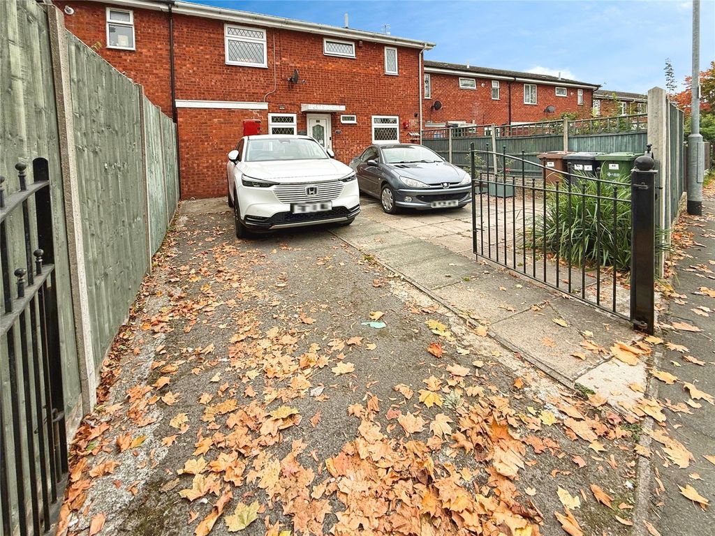 Property photo 2 of 12 Outside