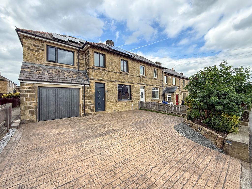 Property photo 1 of 25