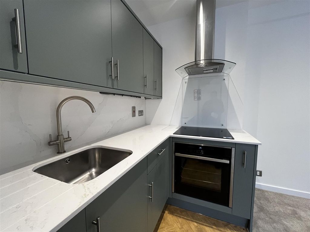 Property photo 2 of 11 Effra Court, Brixton €“ Eden Harper