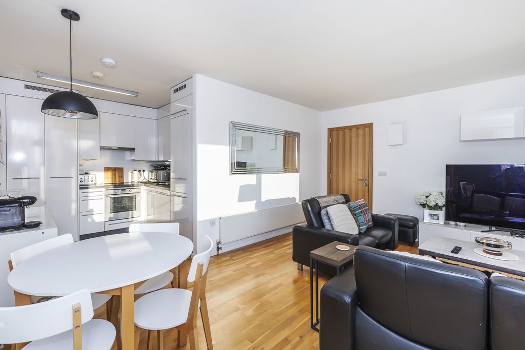 Property photo 1 of 12 11