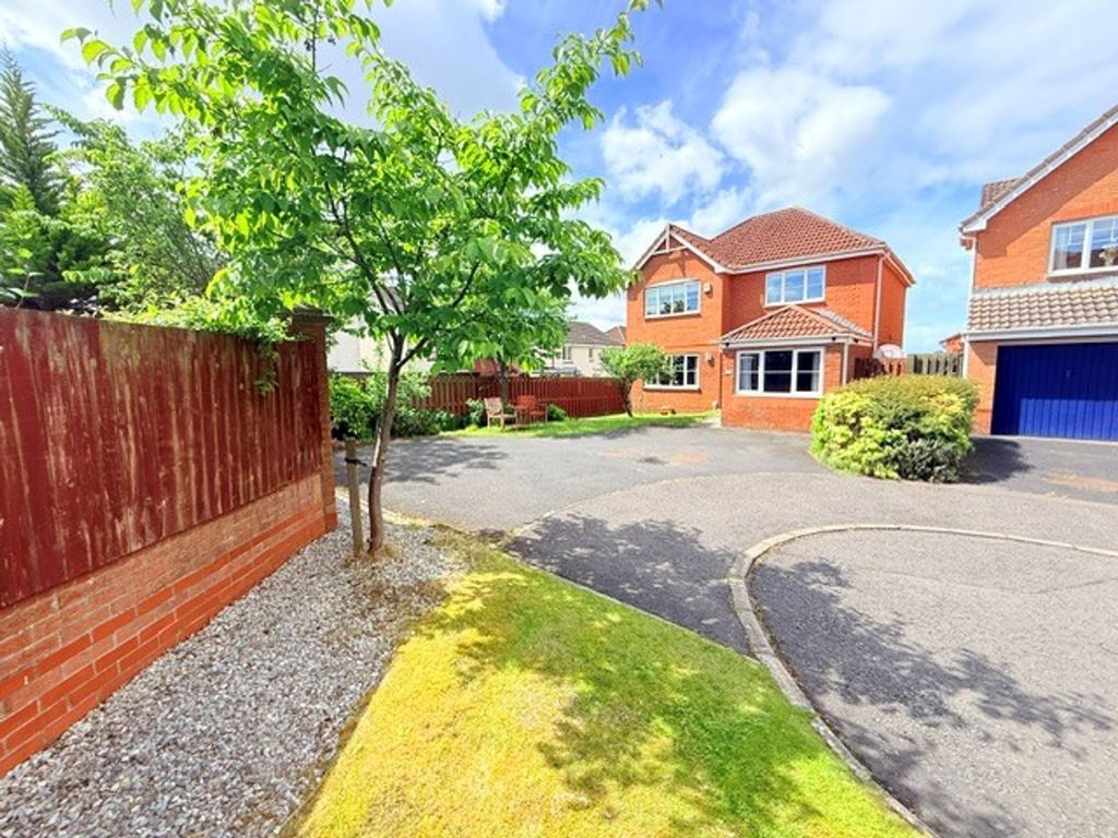 Property photo 1 of 43
