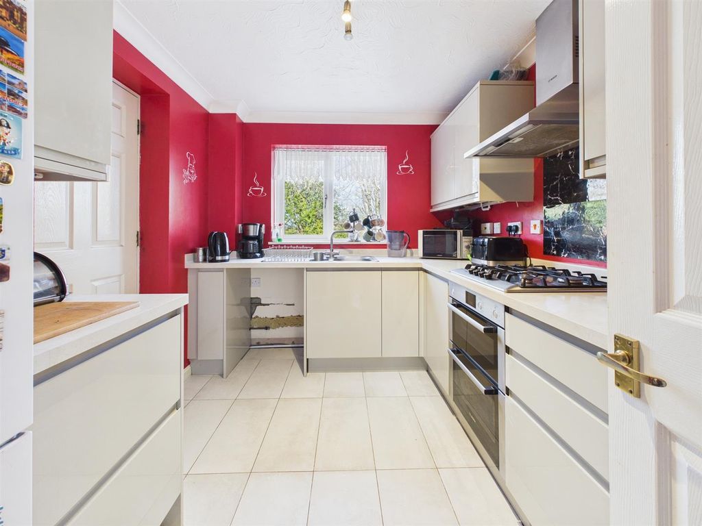 Property photo 2 of 10 Cam05510G0-Pr0190-Still009.Jpg