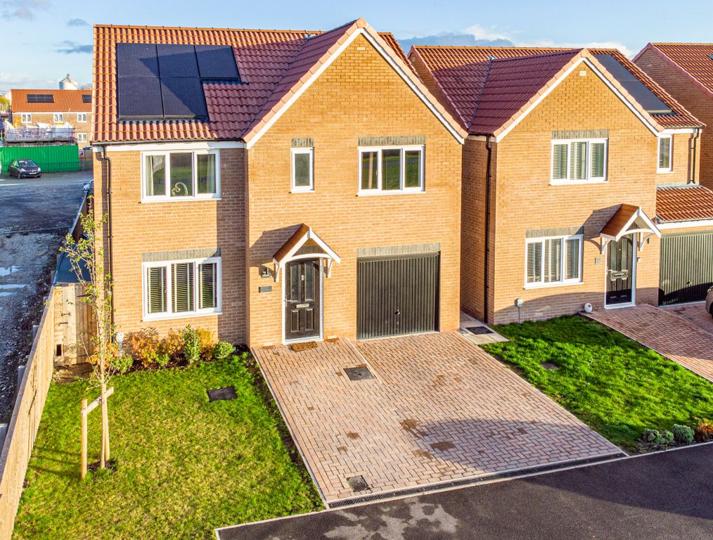 Property photo 1 of 29 Outside1