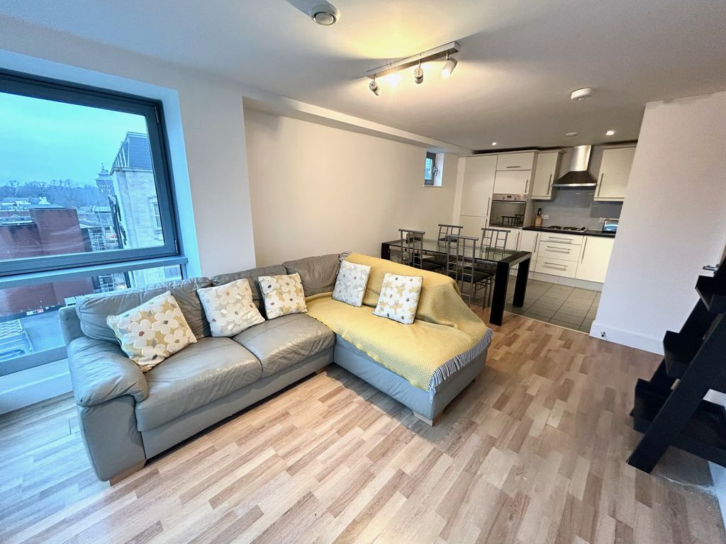 Property photo 2 of 12