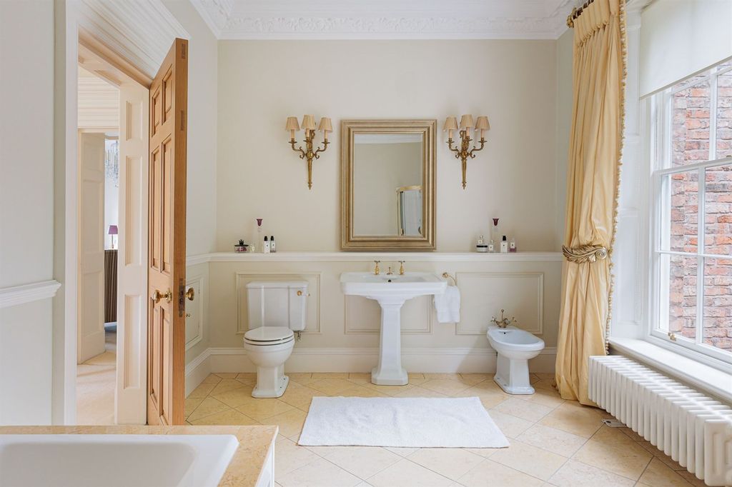 Additional image 18 of 6 bed detached house for saleNew Pale Road, Crossley Park WA6