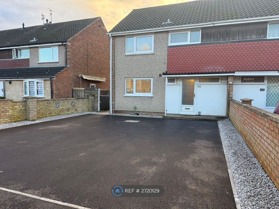 Property photo 2 of 22