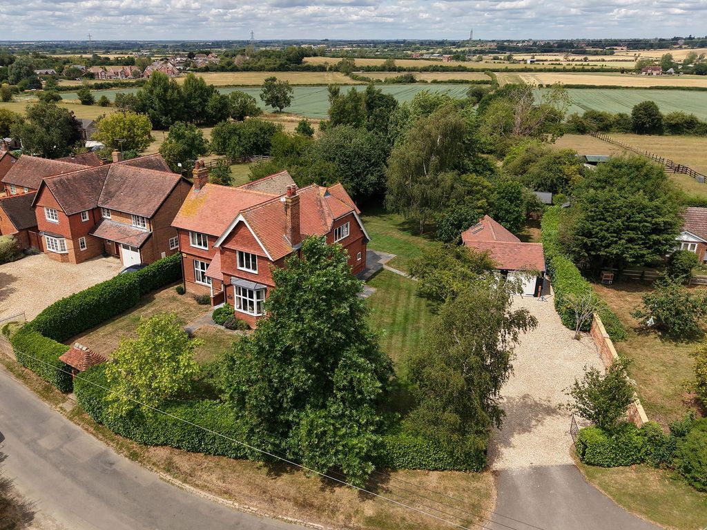 Property photo 1 of 31