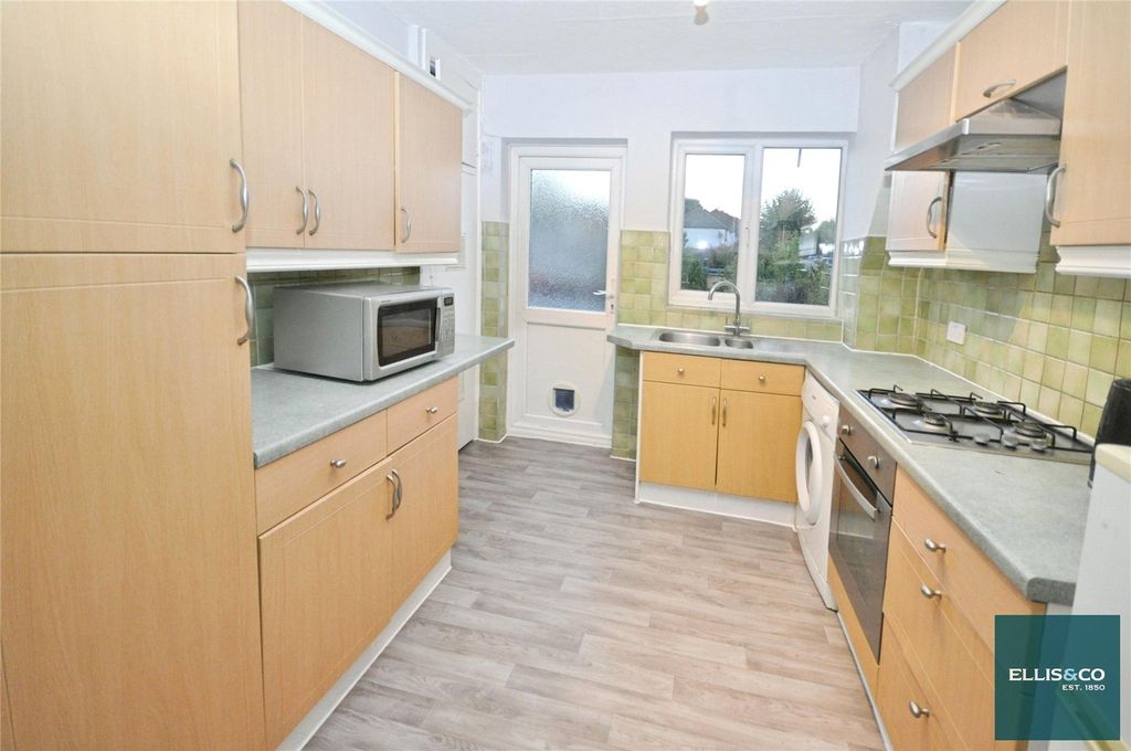 Property photo 3 of 7 Picture No. 28