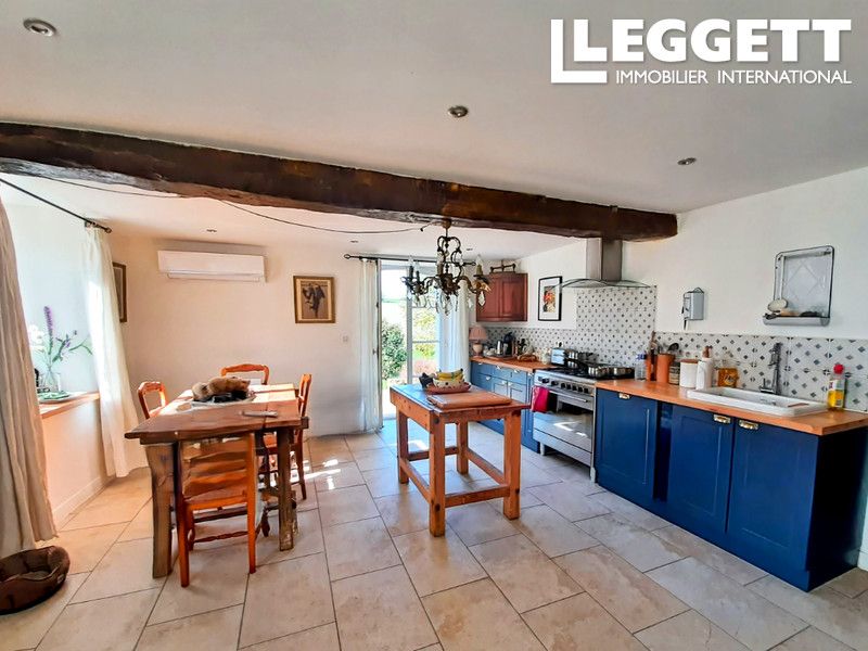 Property photo 2 of 10